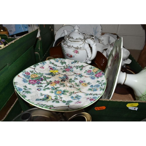 484 - FOUR BOXES AND LOOSE ASSORTED TEA AND KITCHEN WARES ETC, to include Crown Staffordshire teacups, sau... 