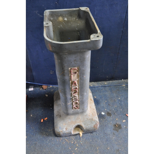 1062 - A LARGE AND HEAVY VINTAGE CLARKSON MACHINE PEDESTAL  width at base 35cm depth 45cm height 82cm