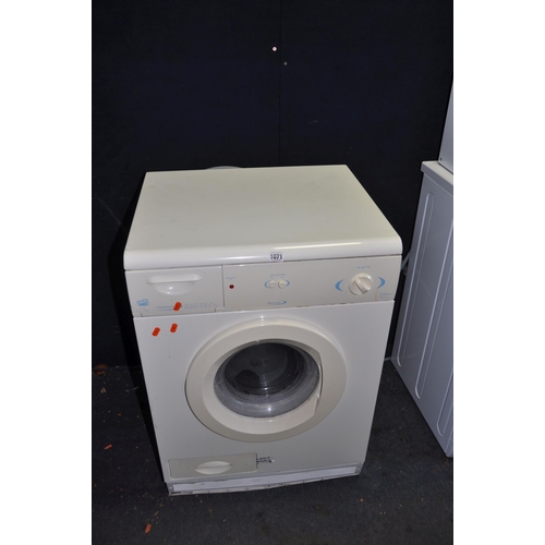 1071 - A WHITE KNIGHT WX767 CONDENSER DRYER width 60cm depth 56cm height 85cm (PAT pass and working)