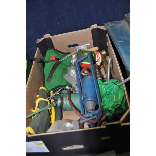 1077 - A METAL TOOLBOX AND TWO TRAYS CONTAINING AUTOMOTIVE TOOLS AND PARTS including a modern MG tool pouch... 