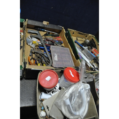 1142 - SIX TRAYS AND A TUB CONTAINING TOOLS AND CONSUMABLES including plumbing and electrical consumables, ... 