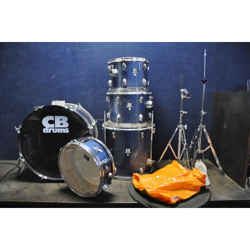 1160 - A CB DRUMS FIVE PIECE DRUM KIT including 22in Kick Drum, 16in floor tom, 13 and 12in rack toms (no m... 