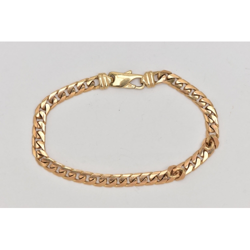 30 - A 9CT GOLD BRACELET, the flattened curb link bracelet, to the spring release clasp, 9ct hallmark, le... 