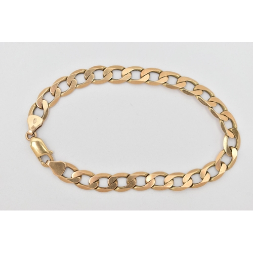 84 - A 9CT GOLD CURB LINK BRACELET, solid links, fitted with a lobster clasp , hallmarked 9ct Sheffield, ... 