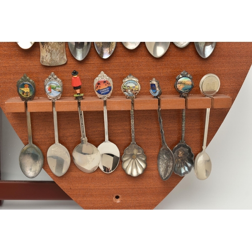 206 - A BOX OF ASSORTED TEASPOONS AND CASES, to include six wooden display cases, displaying and assortmen... 