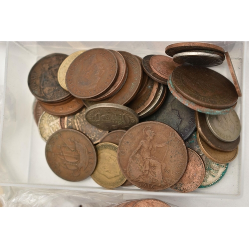 210 - A PLASTIC CONTAINER OF MIXED COINS, to include approximately 600 grams of 20th Century mostly .500 s... 