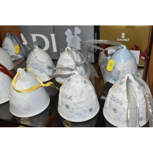 368 - THIRTEEN DECORATIVE LLADRO BELLS, comprising year bell 2001-2007 (2x 2004) and 2011-2013 together wi... 