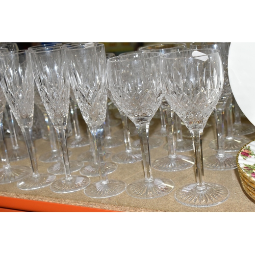 420 - A SELECTION OF STUART DRINKING GLASSES, to include eight brandy balloons, seven white wine, five lar... 