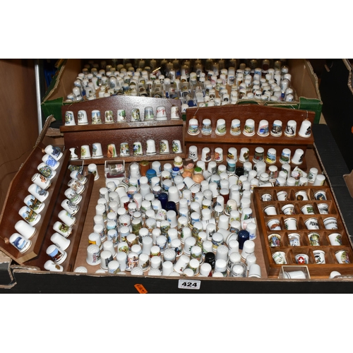 424 - TWO TRAY SEVERAL HUNDRED COLLECTORS THIMBLES, most appear to be tourist souvenirs but with a number ... 