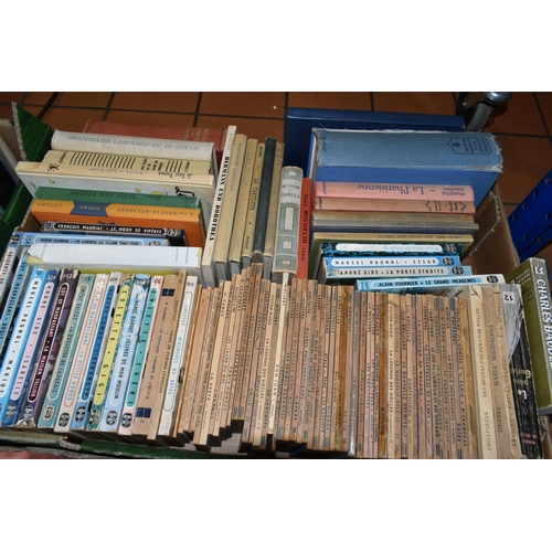 425 - THREE BOXES OF BOOKS containing over 190 miscellaneous titles in hardback and paperback formats (inc... 