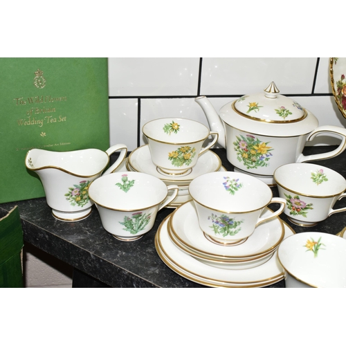 433 - BOXED ROYAL WORCESTER L'ATELIER ART EDITIONS 'THE WILD FLOWERS OF BRITAIN WEDDING TEA SET', to celeb... 