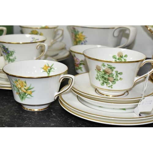 433 - BOXED ROYAL WORCESTER L'ATELIER ART EDITIONS 'THE WILD FLOWERS OF BRITAIN WEDDING TEA SET', to celeb... 