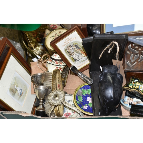 534 - A BOX OF COLLECTABLES, LAMP, ETC, Walt Disney collectors society badges, a cloisonne covered bowl, t... 