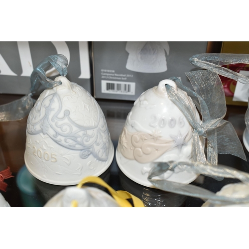 368 - THIRTEEN DECORATIVE LLADRO BELLS, comprising year bell 2001-2007 (2x 2004) and 2011-2013 together wi... 