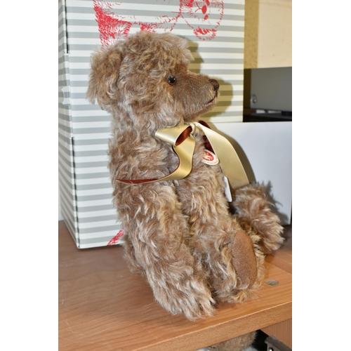 386 - A BOXED LIMITED EDITION STEIFF BRITISH COLLECTORS' TEDDY BEAR 2022, with a caramel mohair 'fur', gol... 