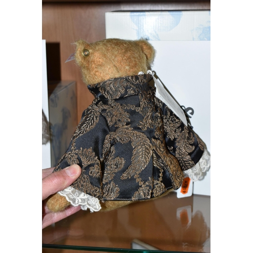 389 - A BOXED LIMITED EDITION STEIFF SIR EDWARD TEDDY BEAR, with old gold mohair and cotton 'fur', gold co... 