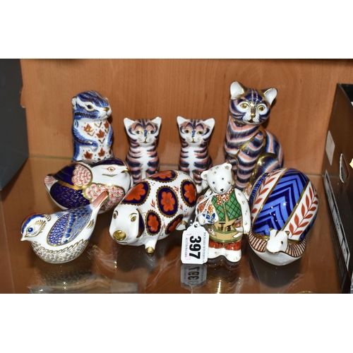 397 - A COLLECTION OF ROYAL CROWN DERBY IMARI PAPERWEIGHTS, comprising two Kittens introduced 1990, one ha... 