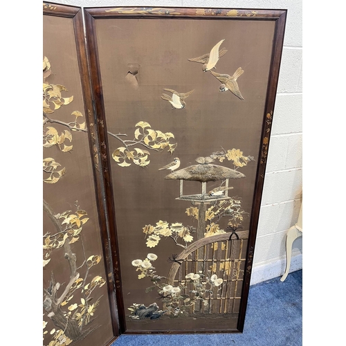 1316 - AN ORIENTAL TWO FOLD DRESSING SCREEN, the rosewood frame with chinoiserie decoration, surrounding tw... 