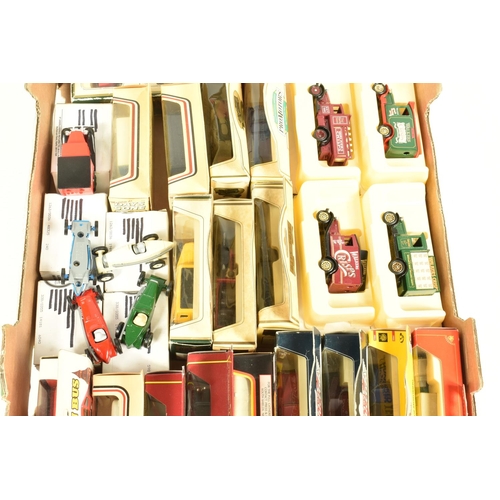 105 - A QUANTITY OF ASSORTED BOXED MODERN DIECAST VEHICLES, Lledo 'Days Gone', Oxford Diecast and Corgi Ca... 