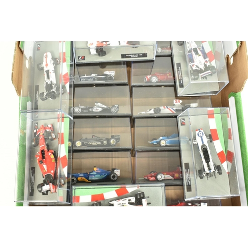 70 - TWO TRAYS OF DISPLAYED FORMULA 1 CARS AND MATCHING FORMULA 1 THE CAR COLLECTION MAGAZINES, a complet... 