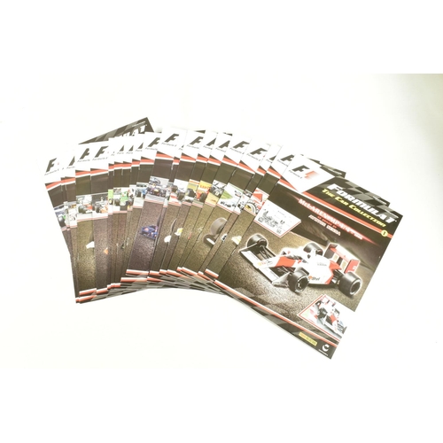 70 - TWO TRAYS OF DISPLAYED FORMULA 1 CARS AND MATCHING FORMULA 1 THE CAR COLLECTION MAGAZINES, a complet... 