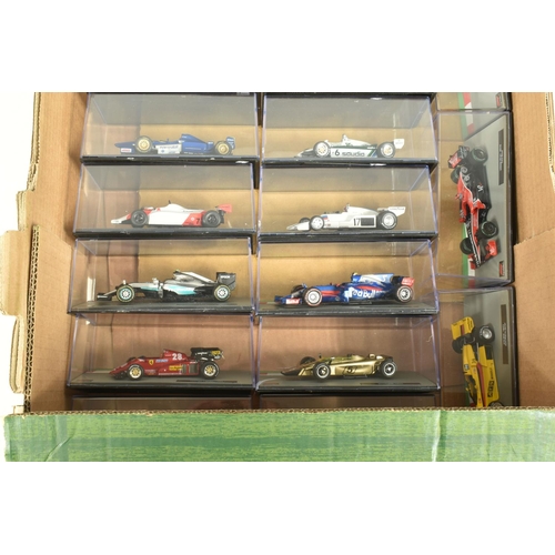 72 - TWO TRAYS OF DISPLAYED FORMULA 1 CARS AND MATCHING FORMULA 1 THE CAR COLLECTION MAGAZINES, an almost... 