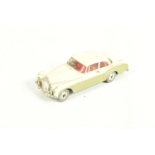 79 - A PART BOXED DINKY TOYS AUSTIN A40 VAN 'RALEIGH CYCLES', No.472, lightly playworn condition with onl... 