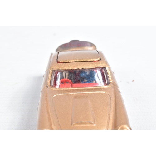 111 - A BOXED CORGI TOYS JAMES BOND ASTON MARTIN DB5, No.261, working features, very lightly playworn cond... 