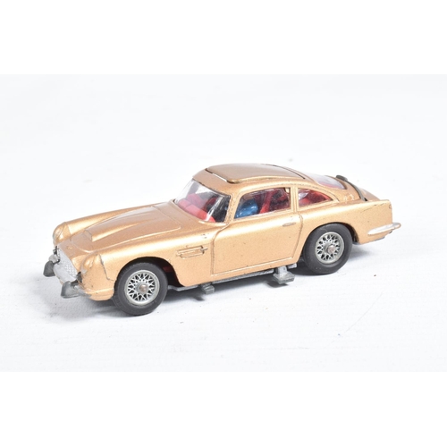 111 - A BOXED CORGI TOYS JAMES BOND ASTON MARTIN DB5, No.261, working features, very lightly playworn cond... 