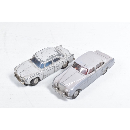 119 - A QUANTITY OF UNBOXED AND ASSORTED PLAYWORN TRI-ANG SPOT-ON DIECAST VEHICLES, to include Bentley Con... 