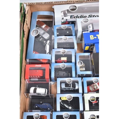 132 - A QUANTITY OF BOXED OXFORD DIECAST 1/76 SCALE MODELS, assorted models from the Automobile Company, C... 