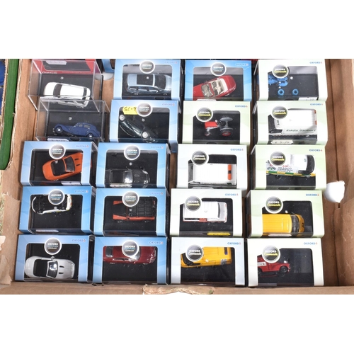 132 - A QUANTITY OF BOXED OXFORD DIECAST 1/76 SCALE MODELS, assorted models from the Automobile Company, C... 