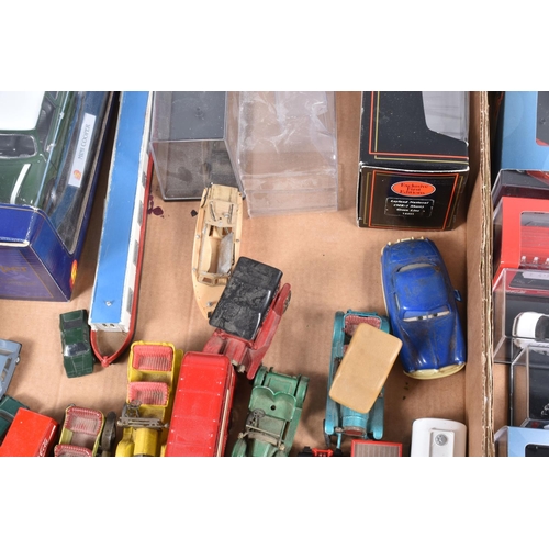 132 - A QUANTITY OF BOXED OXFORD DIECAST 1/76 SCALE MODELS, assorted models from the Automobile Company, C... 