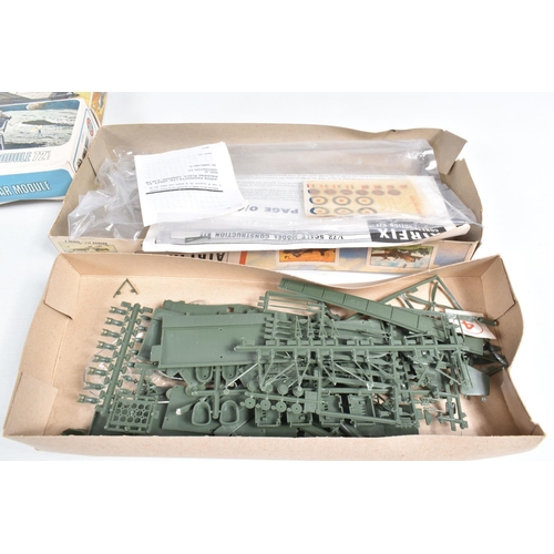 134 - FOUR VINTAGE BOXED UNBUILT AIRFIX AND REVELL PLASTIC CONSTRUCTION KITS, Airfix 1/72 scale Handley Pa... 