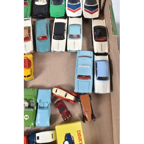 140 - A COLLECTION OF UNBOXED AND ASSORTED DIECAST TRIUMPH SPORTS CAR MODELS, assorted TR2, TR3, Spitfire,... 