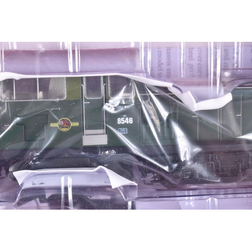 167 - A BOXED OO GAUGE HELJAN MODEL RAILWAY LOCOMOTIVE, Class 17 'Clayton', no. 8546 in BR green with full... 