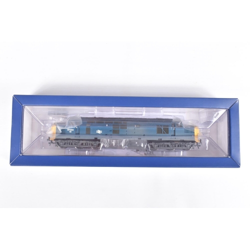 177 - A BOXED OO GAUGE BACHMANN BRANCHLINE MODEL RAILWAYS DIESEL LOCOMOTIVE, Class 37, no. 37034 in BR Blu... 