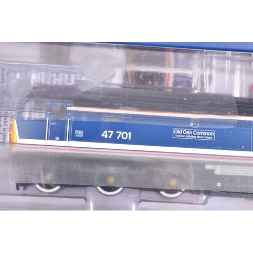 198 - A BOXED OO GAUGE BACHMANN BRANCHLINE MODEL RAILWAYS DIESEL LOCOMOTIVE, Class 47, No. 47701 'Old Oak ... 