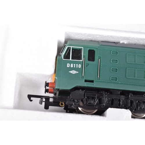 209 - A BOXED OO GAUGE HORNBY RAILWAYS MODEL DIESEL ELECTRICE LOCOMOTIVE, Class 29, no. D6110 om BR Green,... 