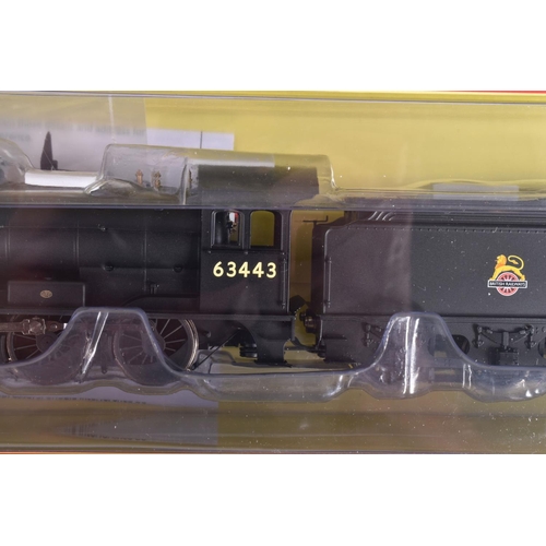 230 - A BOXED OO GAUGE HORNBY MODEL RAILWAYS LOCOMOTIVE, Class Q 6 0-8-0, no. 63443 in BR Black with Early... 