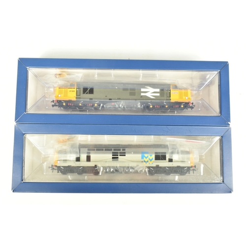 253 - A BOXED OO GAUGE BACHMANN BRANCHLINE TWIN PACK, Class 37, no. 37905 & 37906 in Railfreight Grey, Lim... 