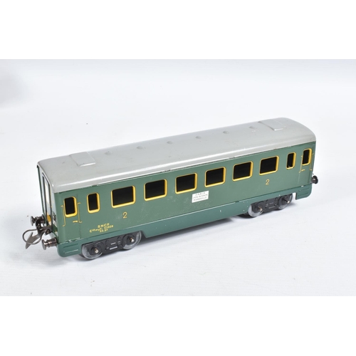 264 - THREE FRENCH HORNBY O GAUGE S.N.C.F. COACHES, two all 2nd class and one 2nd/Baggage Car, all in good... 