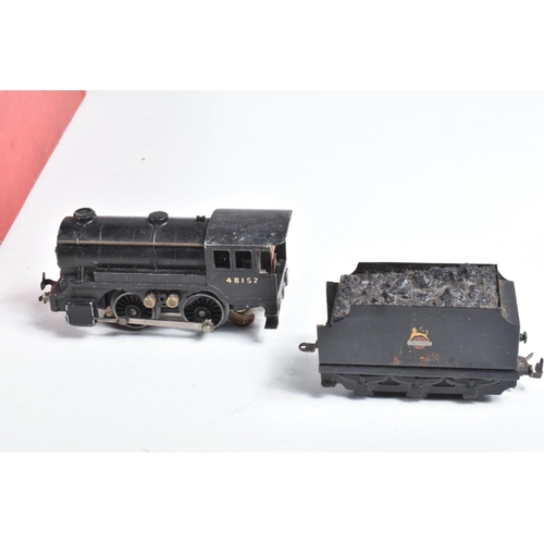 271 - A BOXED TWIX TWIN RAILWAY SET, comprising freelance 0-4-0 locomotive and tender No..48152, B.R. blac... 