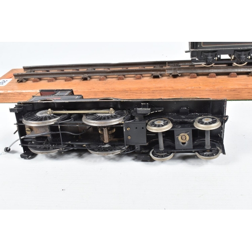 291 - A KIT BUILT O GAUGE L.N.W.R. 'GEORGE THE FIFTH' CLASS 4-4-0 LOCOMOTIVE, No.5000, L.N.W.R. lined blac... 