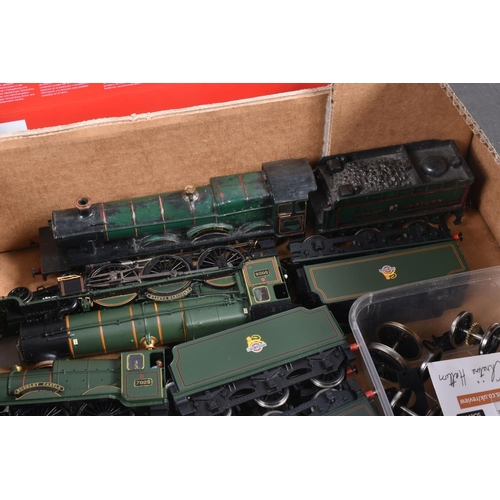 298 - A QUANTITY OF UNBOXED HORNBY OO GAUGE GREAT WESTERN RAILWAY LOCOMOTIVES, Hall class 'Albert Hall' No... 