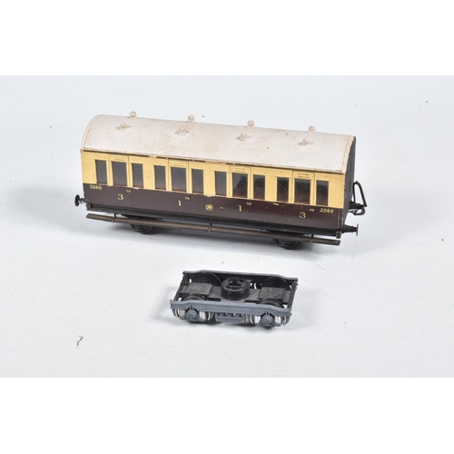 304 - THREE UNBOXED LIMA O GAUGE B.R. MK.1 CORRIDOR COMPOSITE COACHES, G.W.R. No.5015 (6620), L.M.S. No.15... 