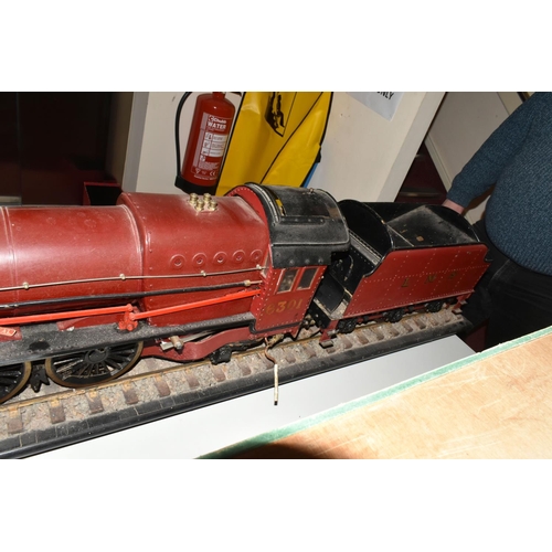 310 - A 3.5 INCH GAUGE LIVE STEAM MODEL OF THE PRINCESS CLASS LOCOMOTIVE AND TENDER, 'The Princess Royal' ... 