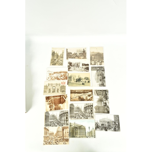 346 - A LARGE COLLECTION OF POSTCARDS, APPROXIMATELY 850, to include Kenwood, Kew Gardens, Kings College, ... 