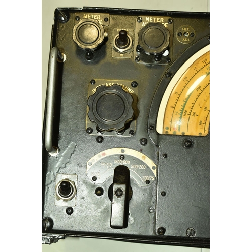 360 - A WWII AIR MINISTRY R1155A RADIO COMMUNICATION RECEIVER, plaque present signed receiver type R.1155.... 