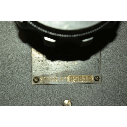 361 - A WWII AIR MINISTRY R1155B RADIO COMMUNICATION RECEIVER, plaque present signed receiver type R.1155.... 